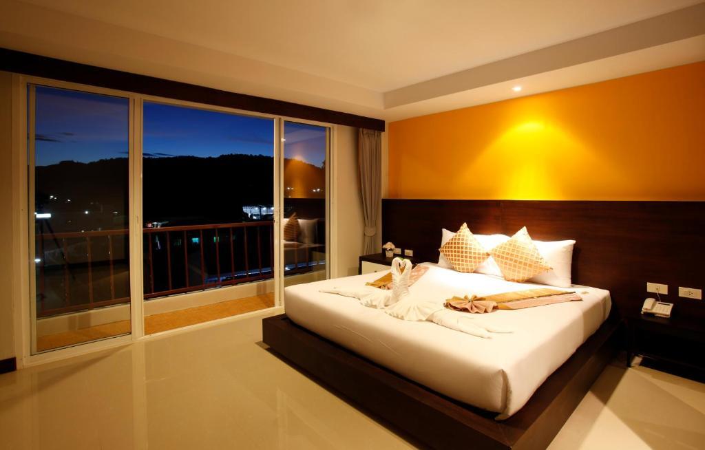Nize Hotel Phuket Kamer foto
